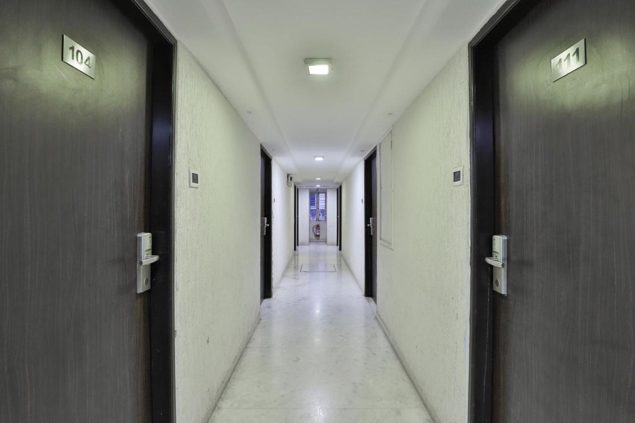 Oyo 2351 Hotel Golden Plaza Ahmedabad Eksteriør bilde